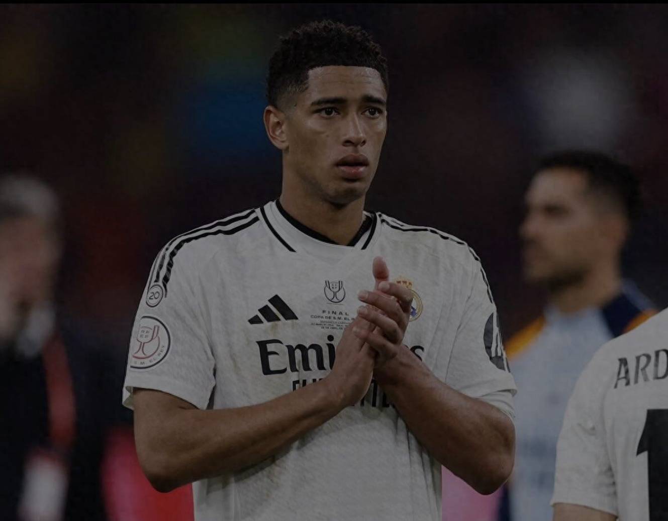 西甲最佳阵容出炉，姆巴佩领衔！巴萨四大巨星入选，维尼修斯无缘